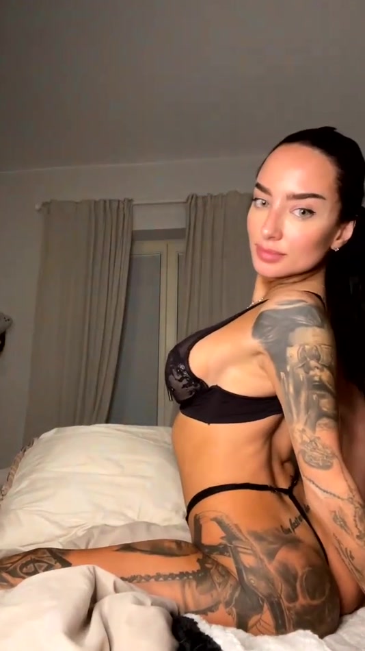 tchat.gay leak cherry rebelle