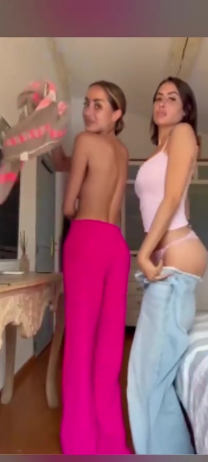 tchat.gay leak el himer twins striptease